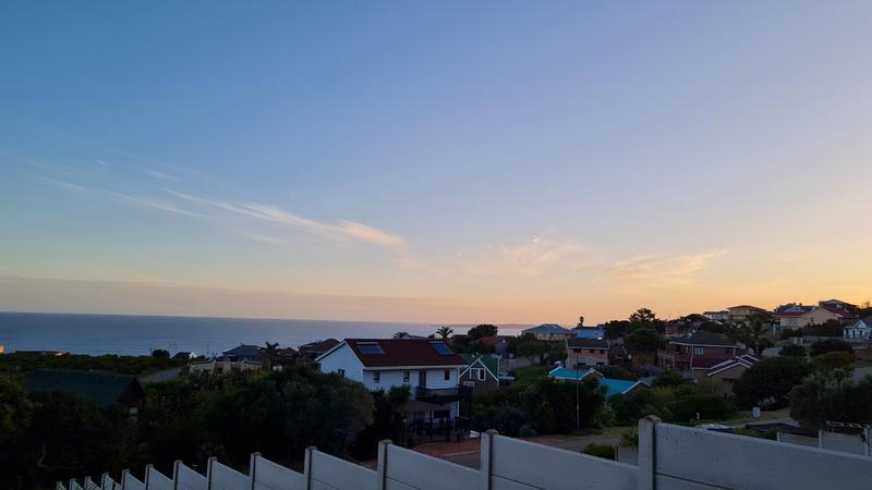 5 Bedroom Property for Sale in Dana Bay Western Cape